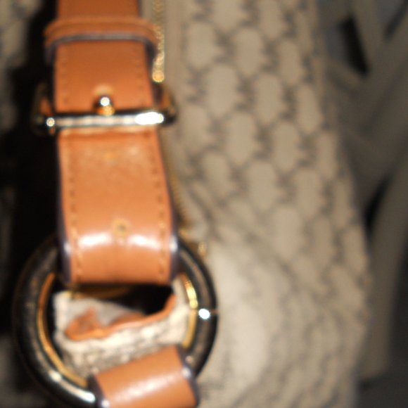 Michael Michael Kors Elana Handbag Vanilla/Beige Missing Tassel, Long Strap - Picture 7 of 16